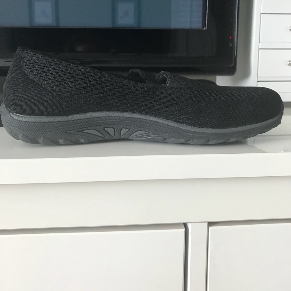 Skechers women’s relaxed fit Reggae Fest- Willows